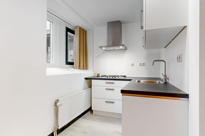 Foto 15 van Hugo de Grootstraat 103