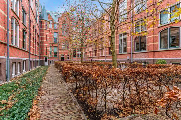 Foto 40 van Hugo de Grootstraat 103