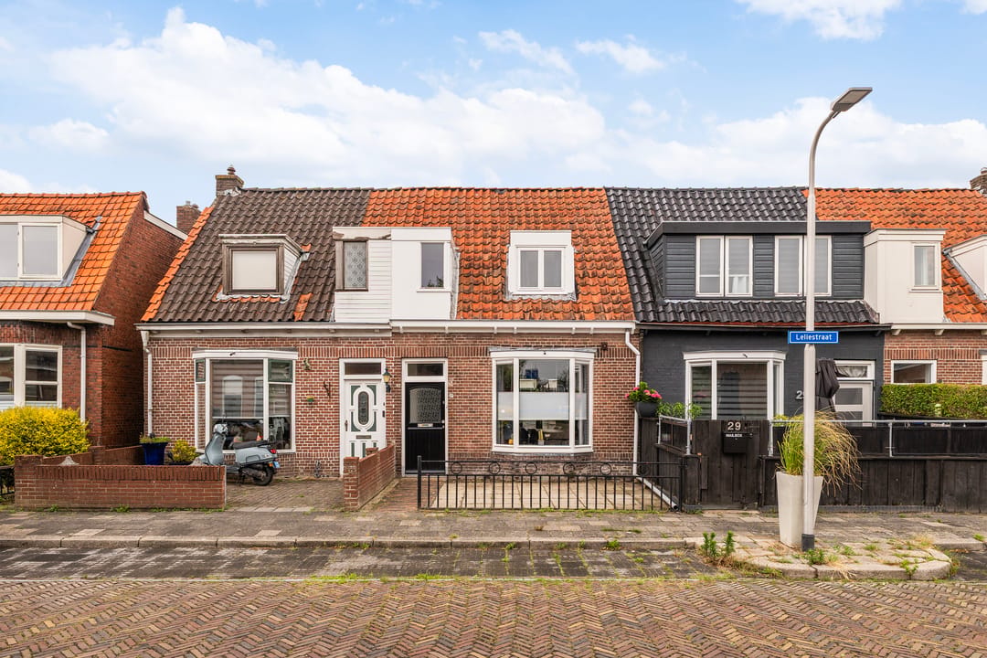 Photo 1 of Leliestraat 27
