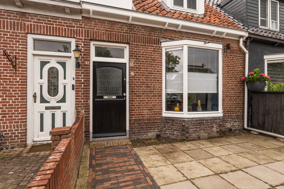 Photo 2 of Leliestraat 27