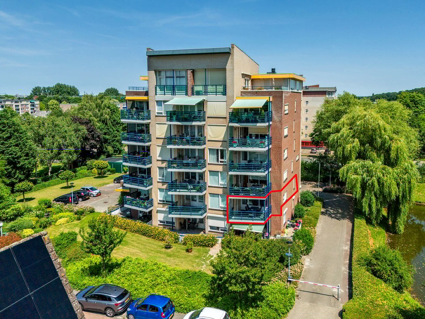 Photo 1 of Veldzuring 21