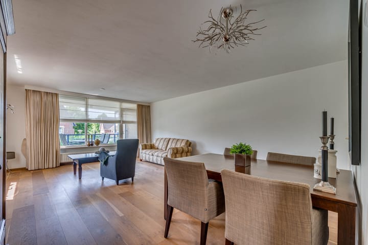 Photo 7 of Veldzuring 21