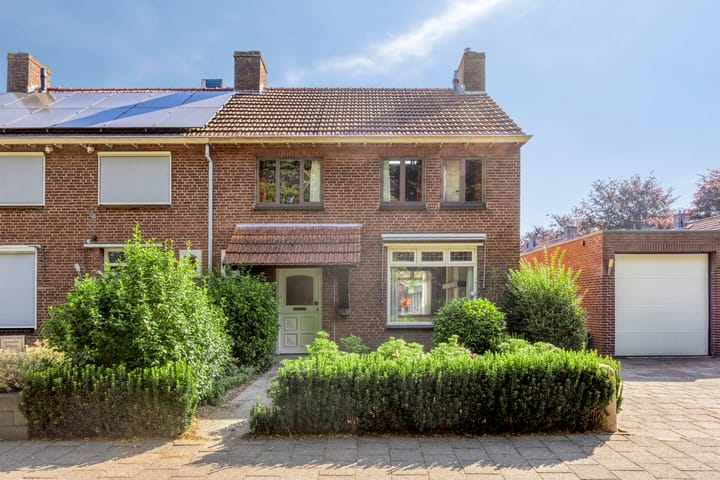 Photo 6 of Secretaris van den Hoevelstraat 27