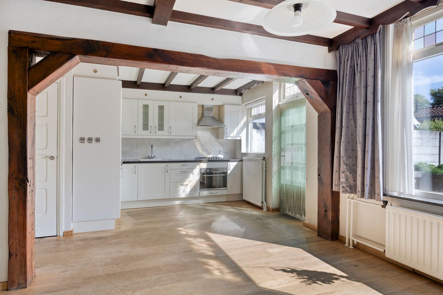 Foto 10 van Secretaris van den Hoevelstraat 27