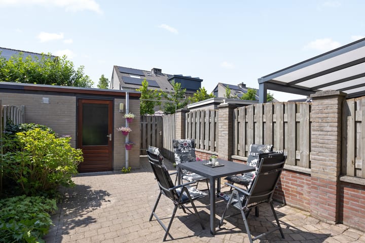 Foto 4 van van Herlaerstraat 23