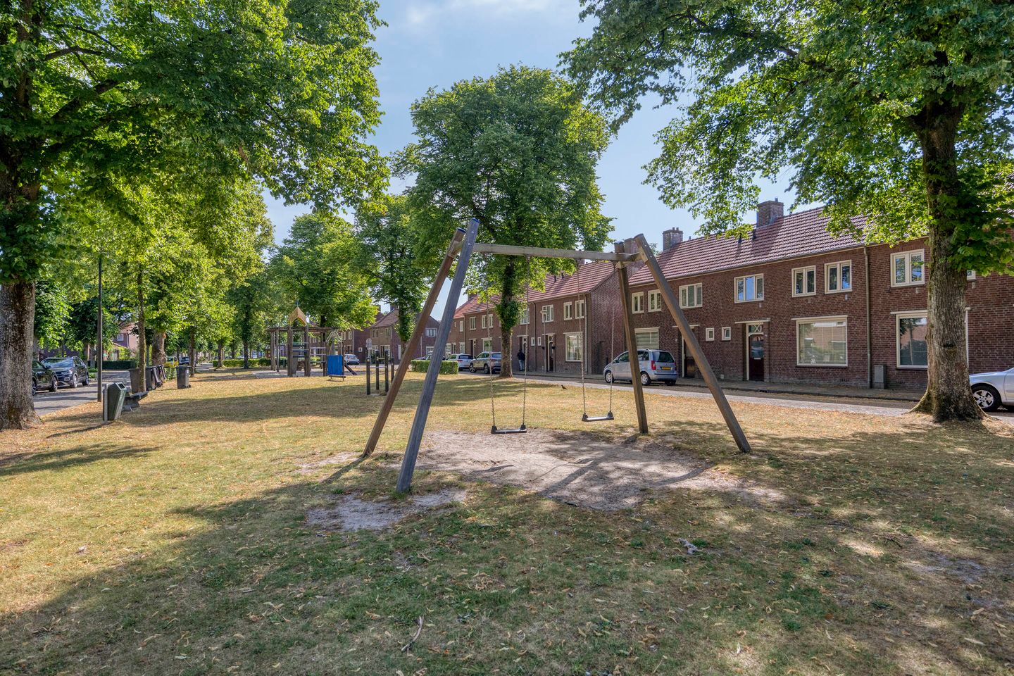 Foto 5 van Secretaris van den Hoevelstraat 27