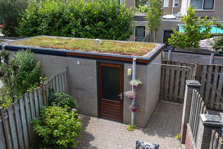 Foto 25 van van Herlaerstraat 23