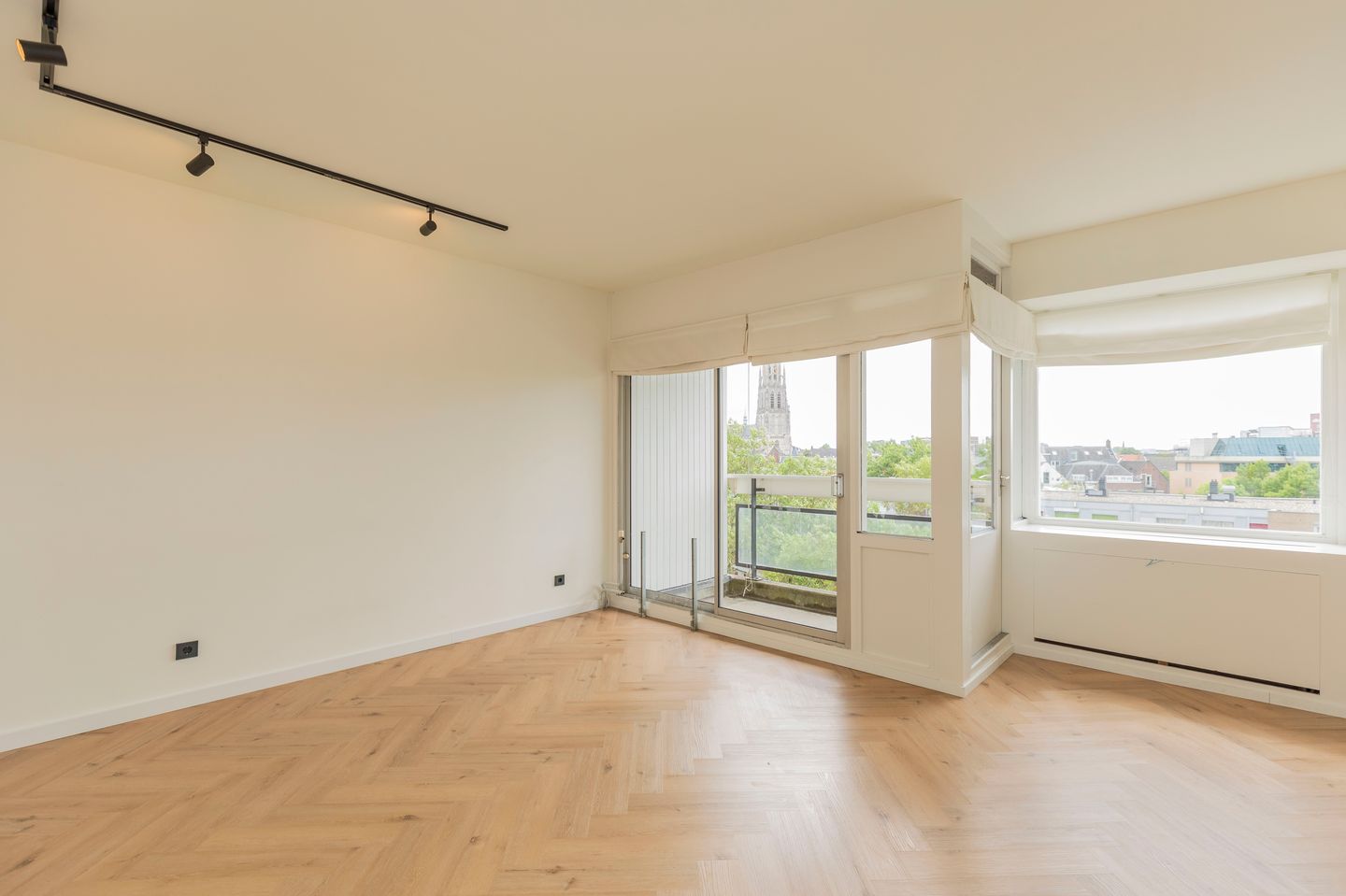 Photo 4 of Adriaan van Bergenstraat 370