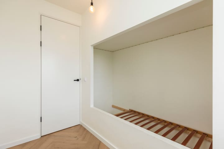 Foto 19 van Adriaan van Bergenstraat 370