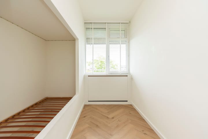 Foto 21 van Adriaan van Bergenstraat 370