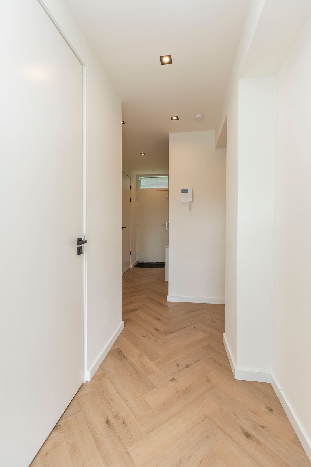 Photo 31 of Adriaan van Bergenstraat 370