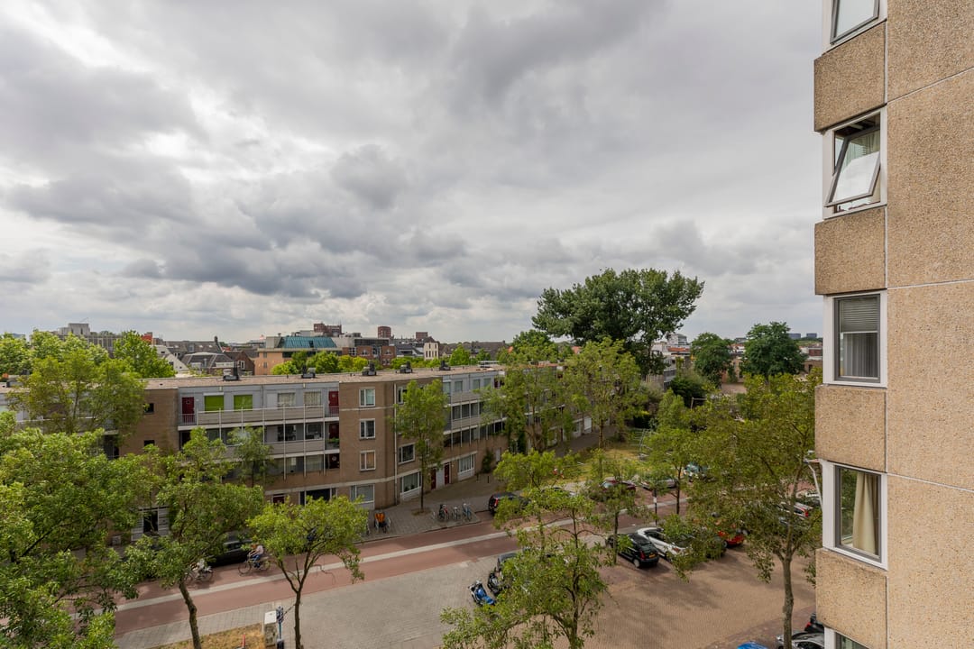 Photo 37 of Adriaan van Bergenstraat 370