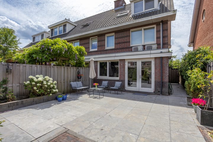 Foto 38 van Stationssingel 70