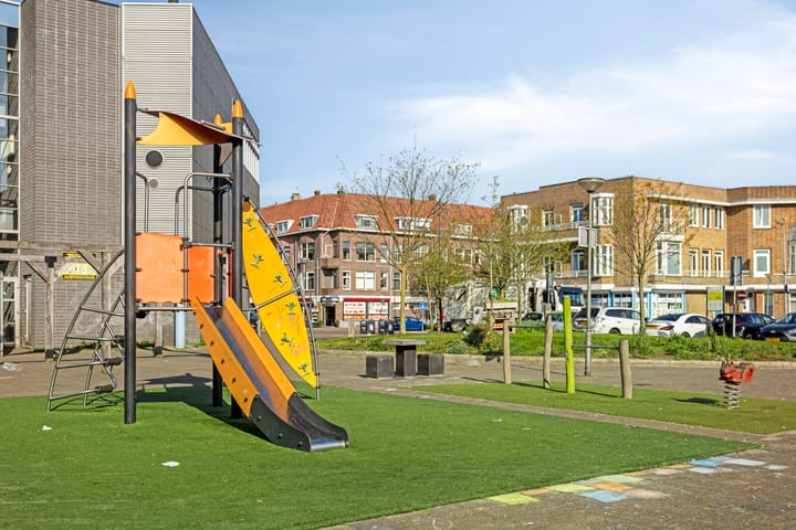 Photo 23 of Boerhaavelaan 75-A