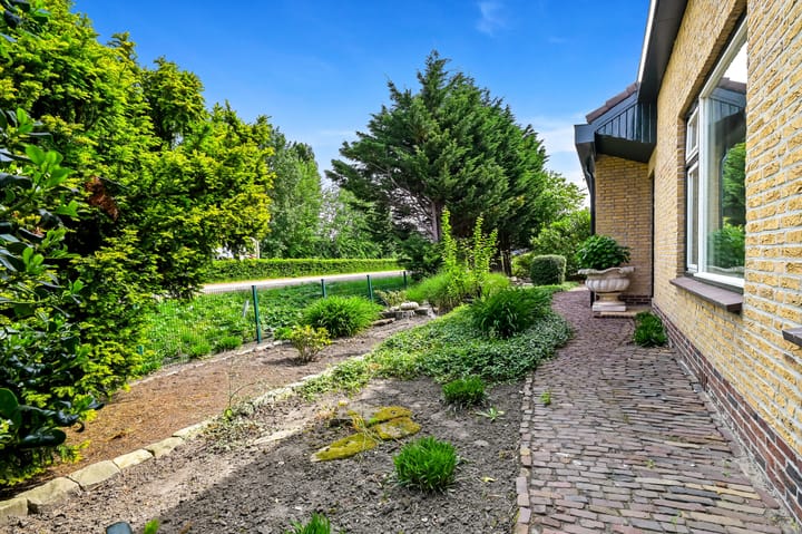 Foto 15 van Burgemeester van Doornlaan 9-A