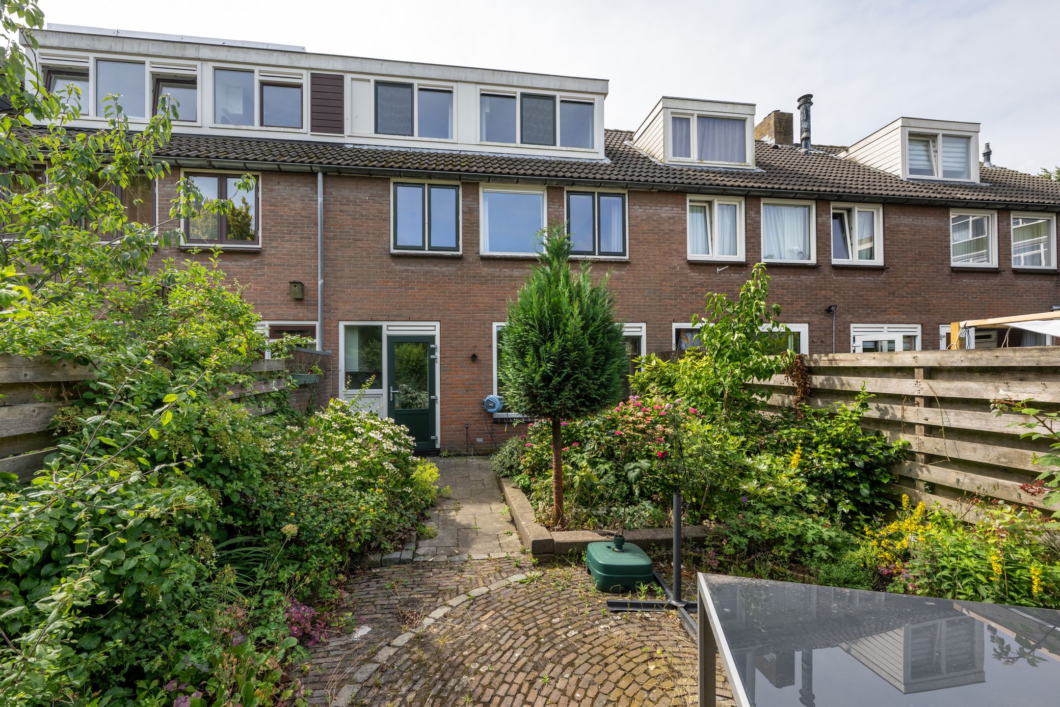 Foto 12 van Albert Schweitzerlaan 17