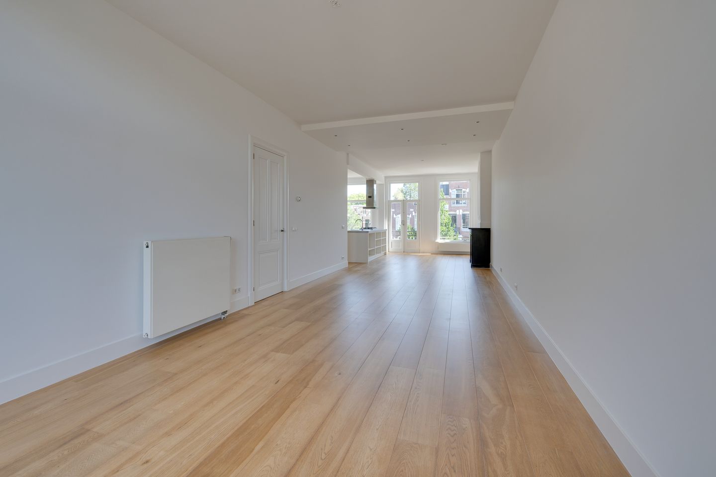 Photo 4 of Van Baerlestraat 122-3