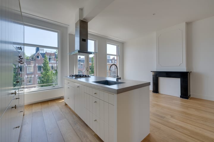 Foto 5 van Van Baerlestraat 122-3