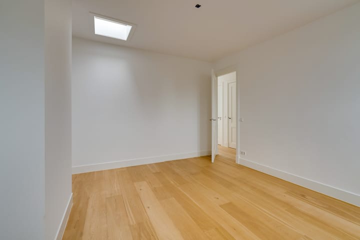 Foto 31 van Van Baerlestraat 122-3