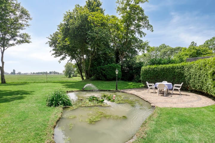 Photo 39 of Wijzend 23