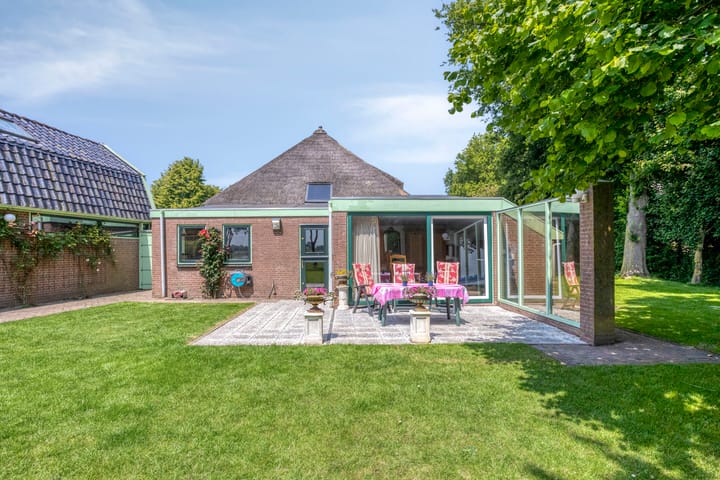 Photo 38 of Wijzend 23