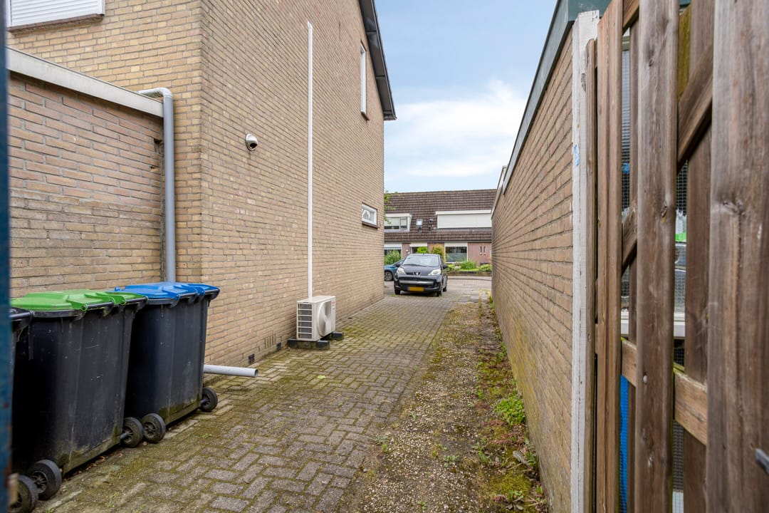 Photo 32 of Nijverheidsweg 129