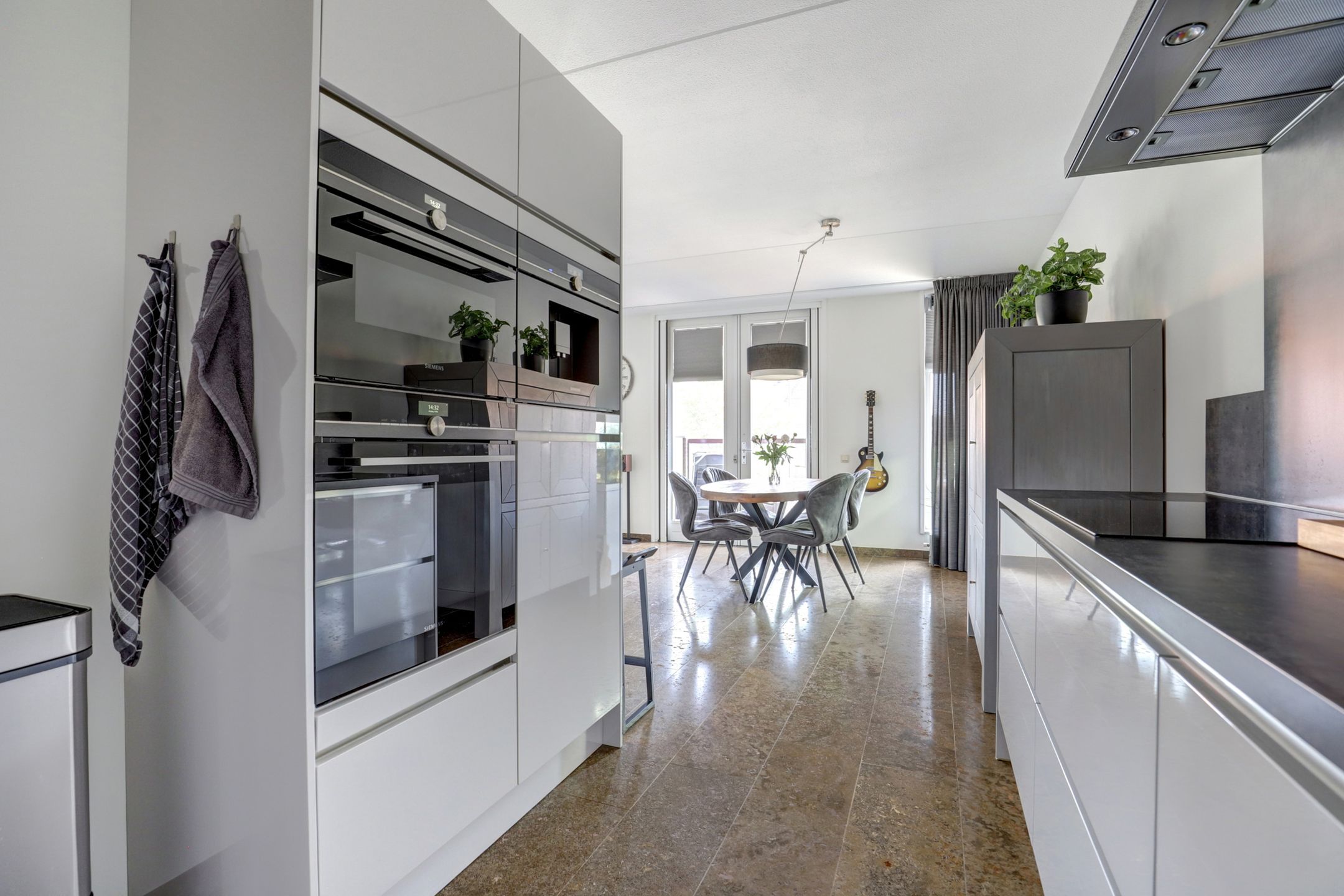 Foto 9 van Burgemeester de Bruïnelaan 51-A