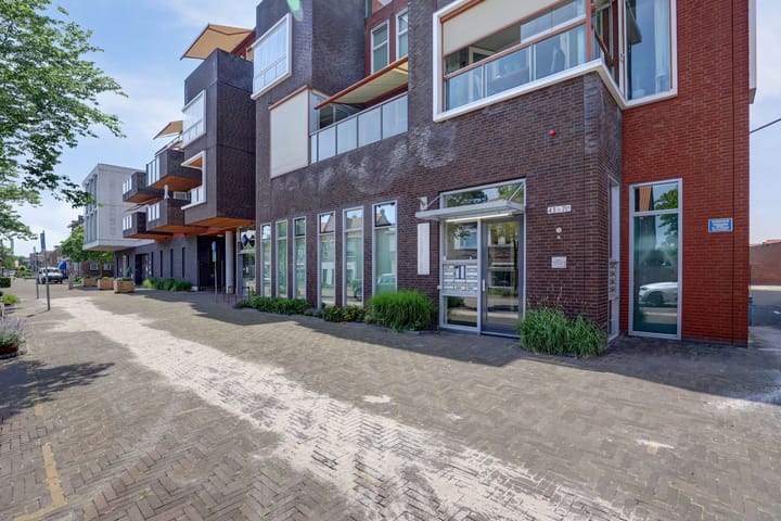 Foto 35 van Burgemeester de Bruïnelaan 51-A