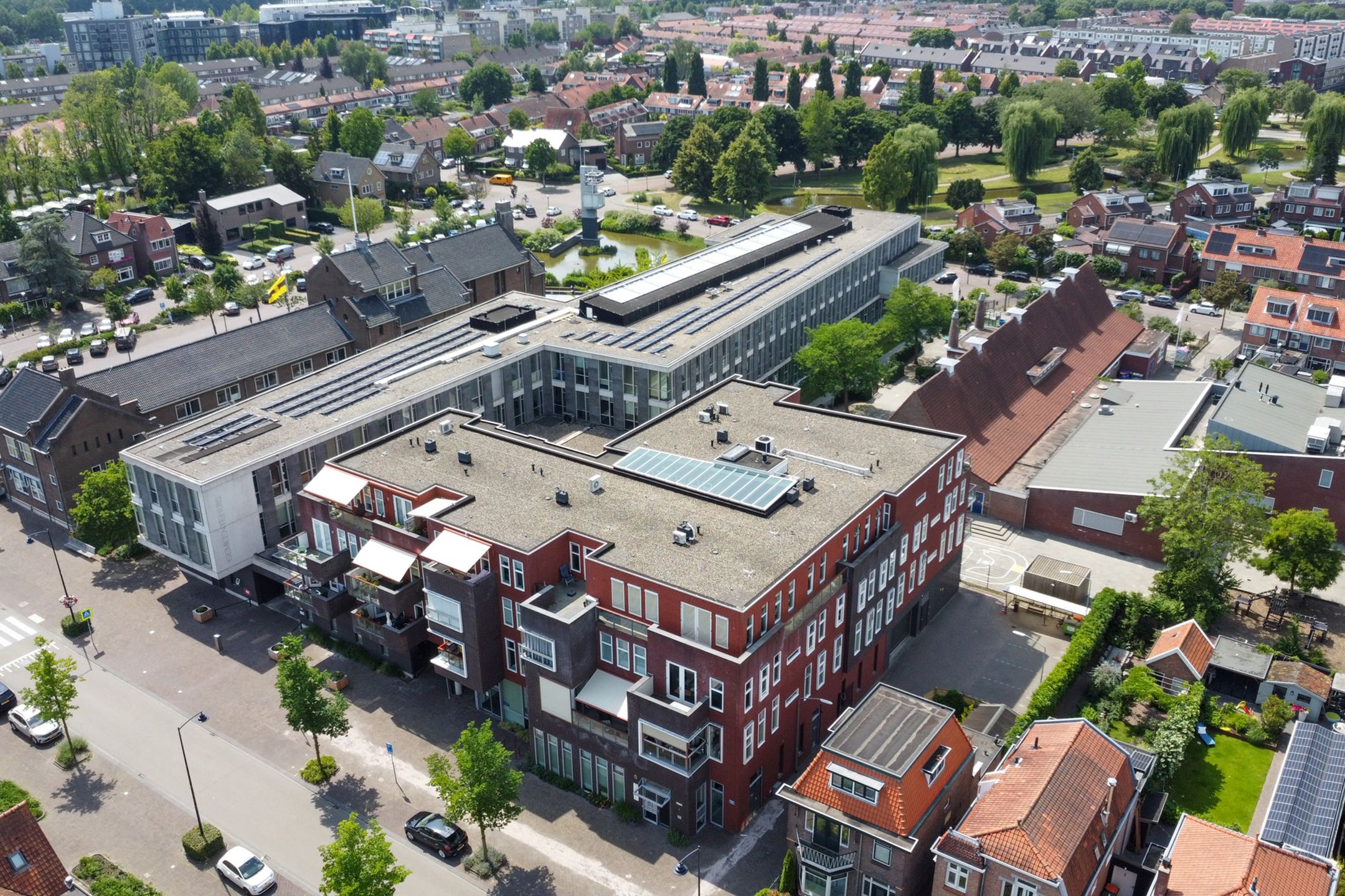 Foto 42 van Burgemeester de Bruïnelaan 51-A