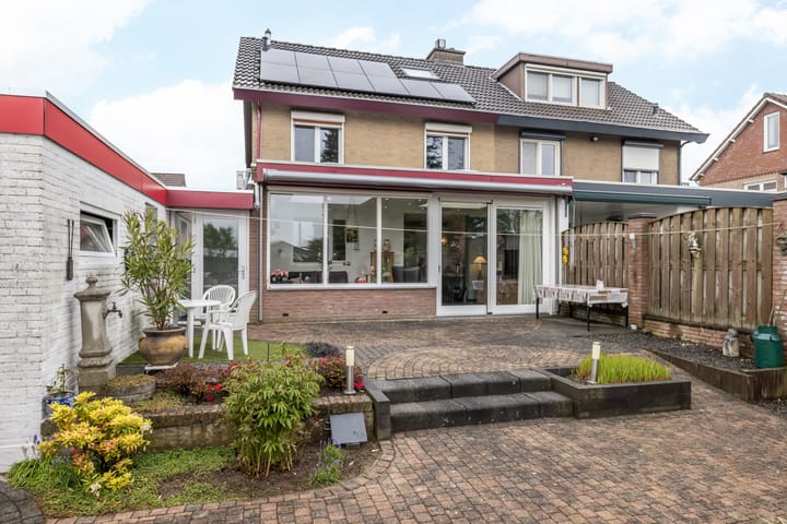 Foto 28 van Achtbunderstraat 18