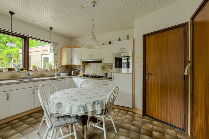 Foto 16 van Oude Bredaseweg 6