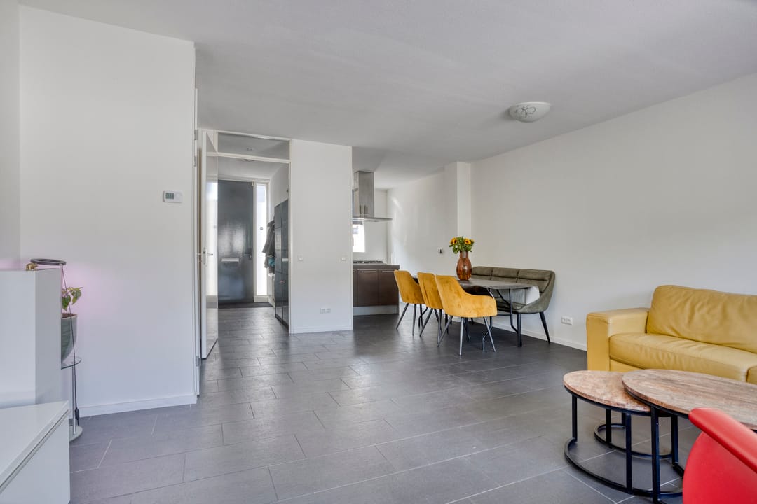 Photo 7 of Weegbree 26