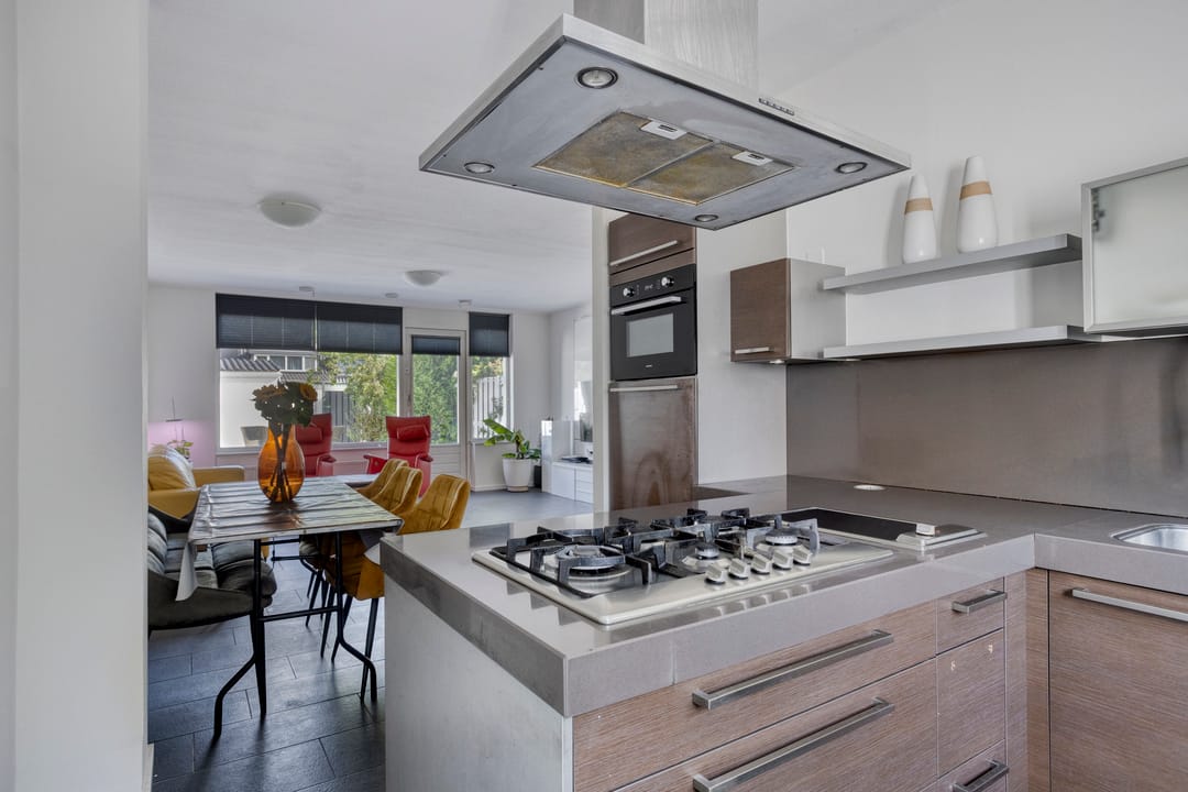 Photo 11 of Weegbree 26