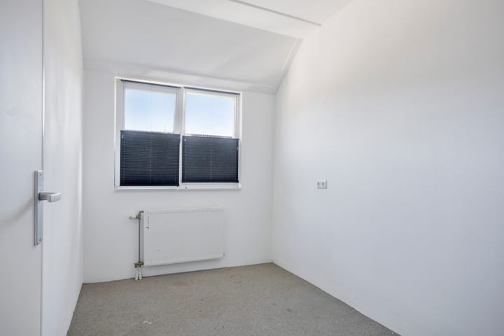 Foto 16 van Weegbree 26