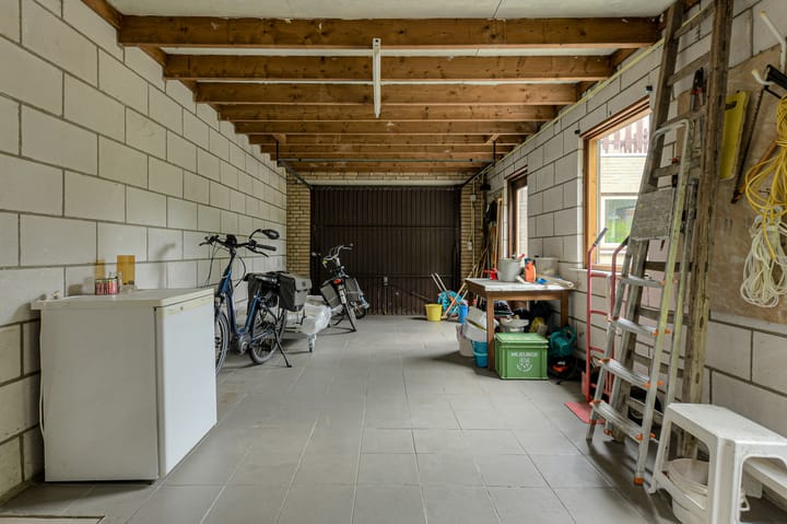 Foto 50 van Oude Bredaseweg 6