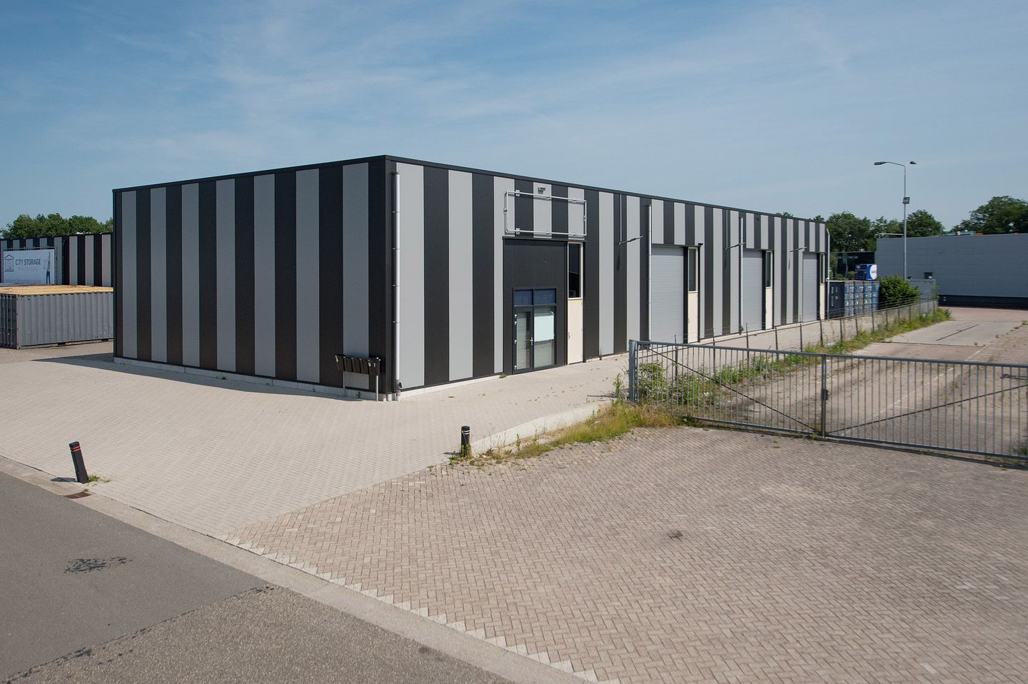 View photo 1 of Pottenbakkerstraat 1-A