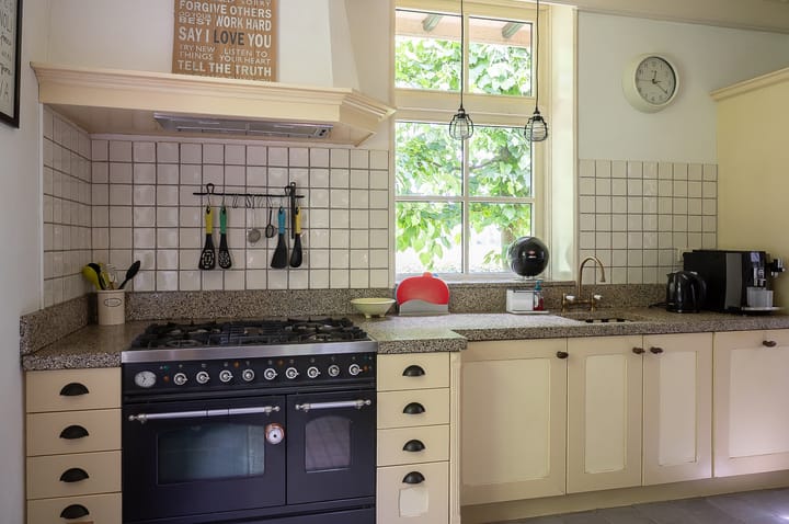 Foto 12 van Warmseweg 2