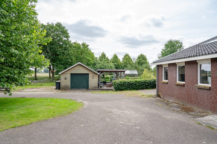 Foto 83 van Warmseweg 2