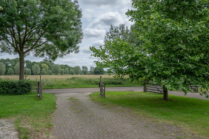 Foto 82 van Warmseweg 2