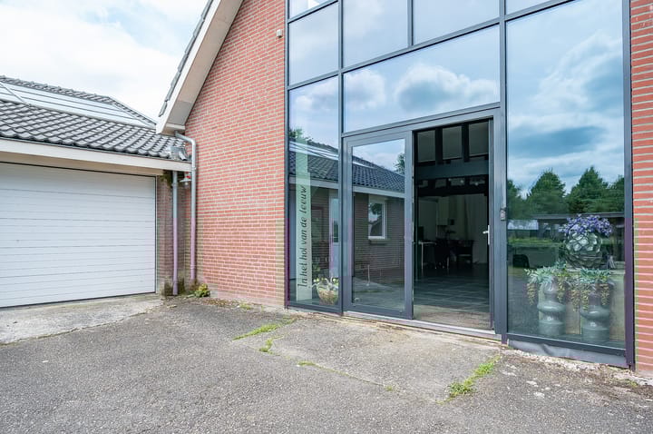 Foto 85 van Warmseweg 2