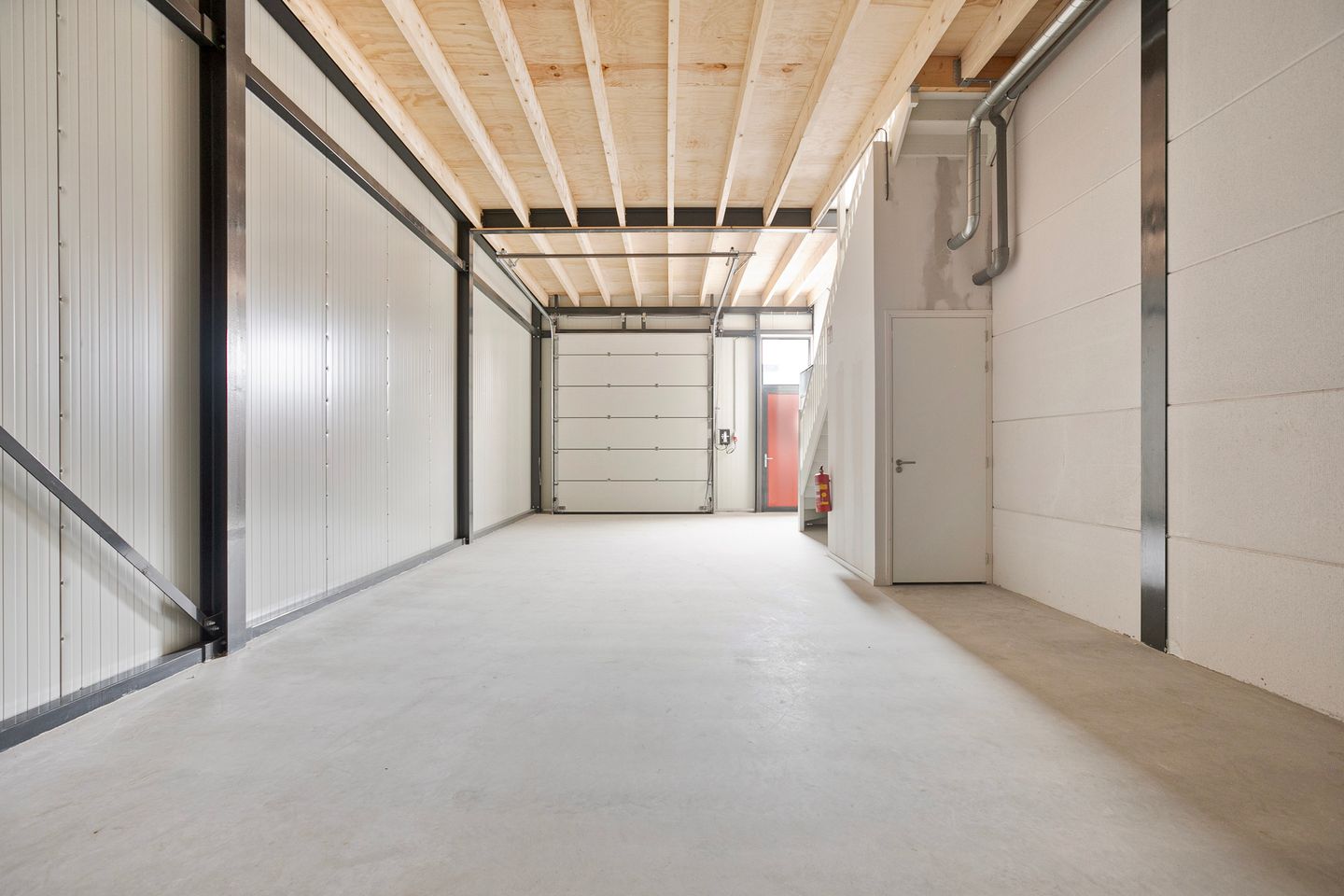 View photo 4 of Pascalstraat 27-31