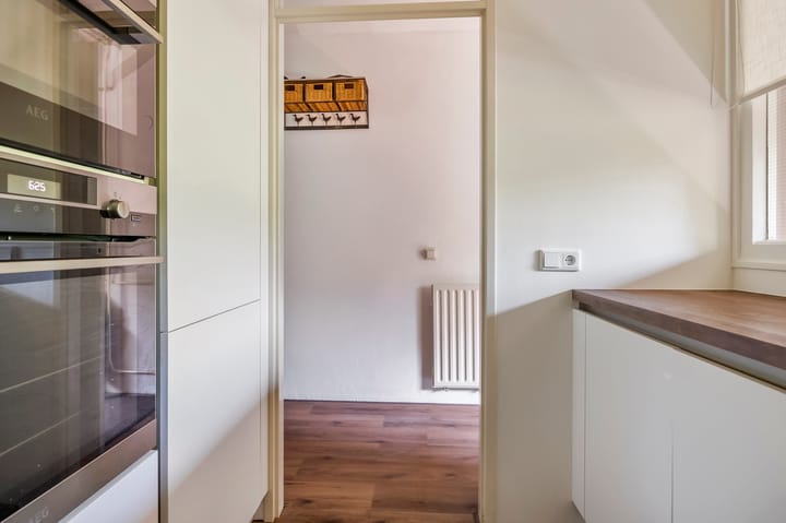 Foto 12 van Dokter van Stratenweg 208