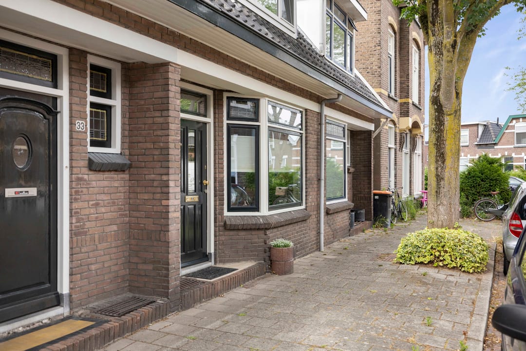 Photo 22 of Oosterstraat 35