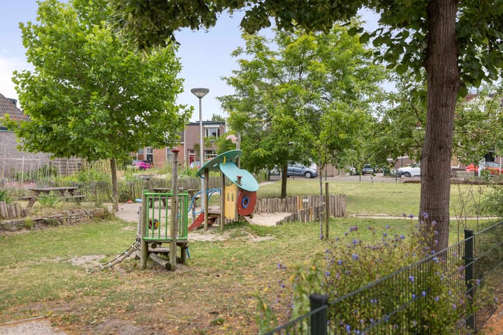 Foto 25 van Oosterstraat 35