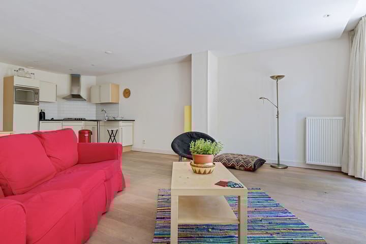 Foto 24 van Hoofdweg 148-H