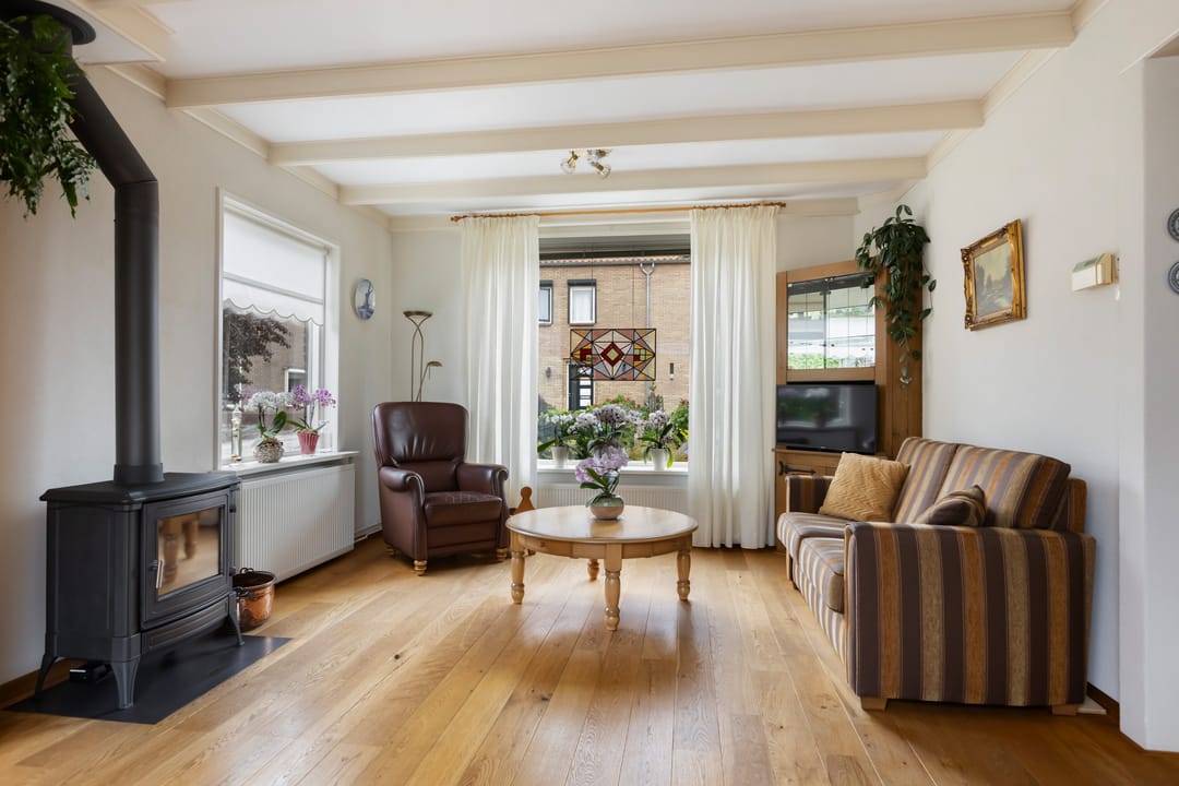 Foto 8 van Burg. Talsmaweg 15