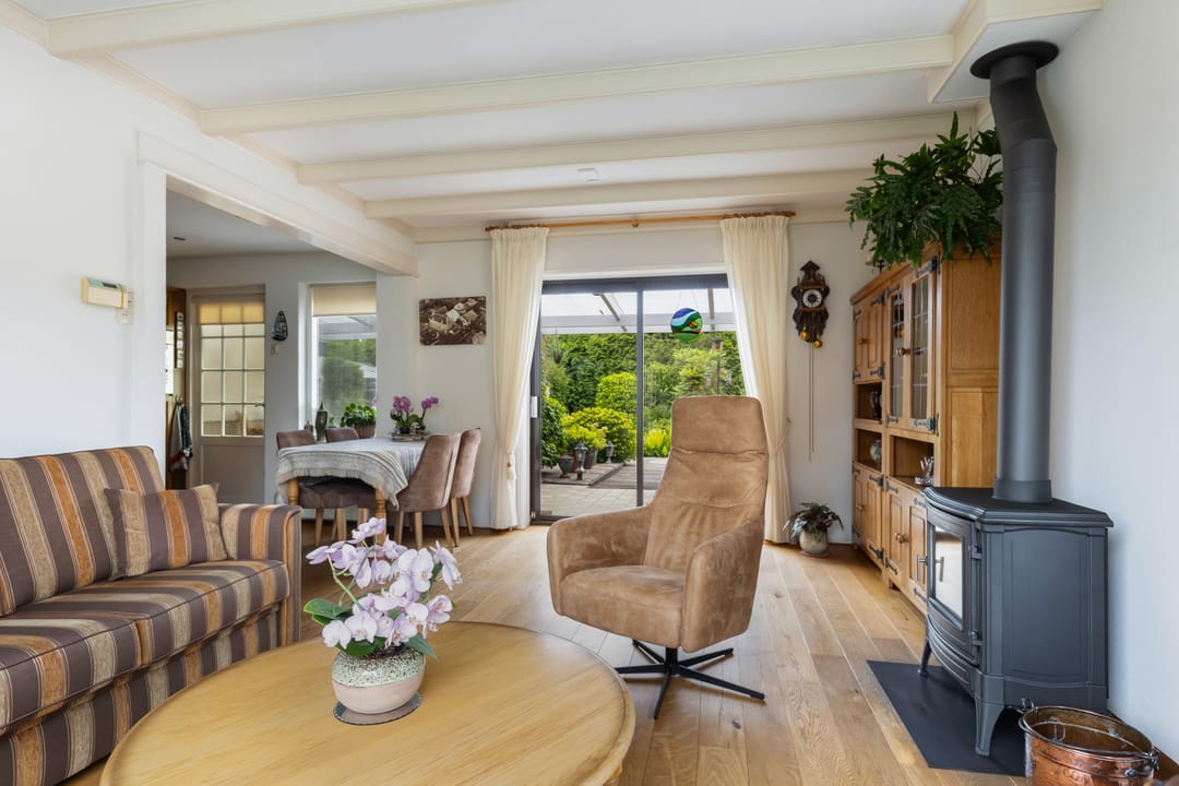 Foto 11 van Burg. Talsmaweg 15