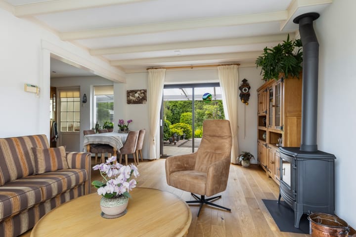 Photo 11 of Burg. Talsmaweg 15