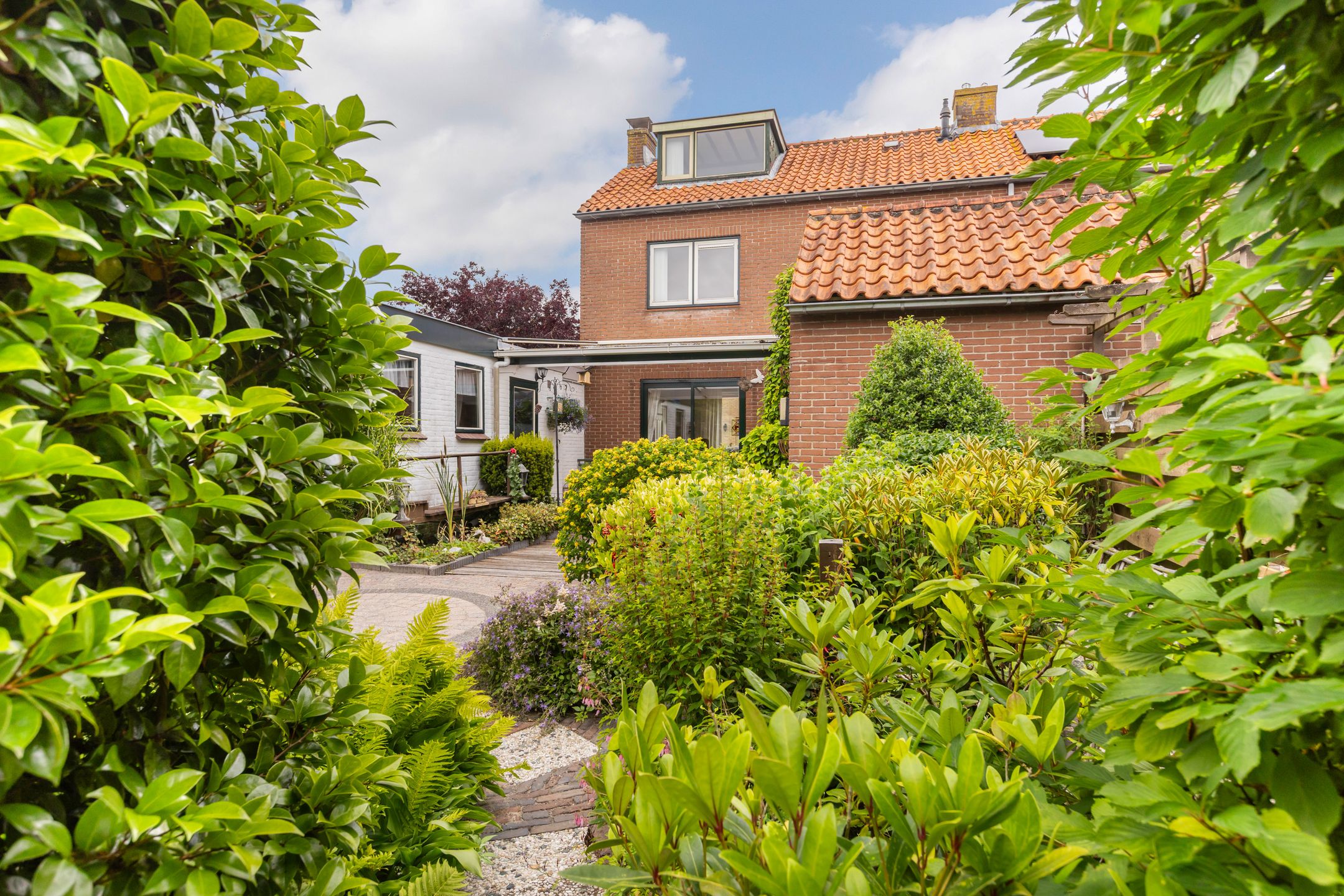 Foto 30 van Burg. Talsmaweg 15