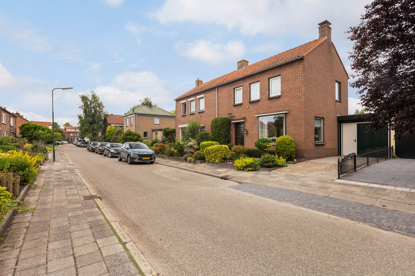 Foto 55 van Burg. Talsmaweg 15